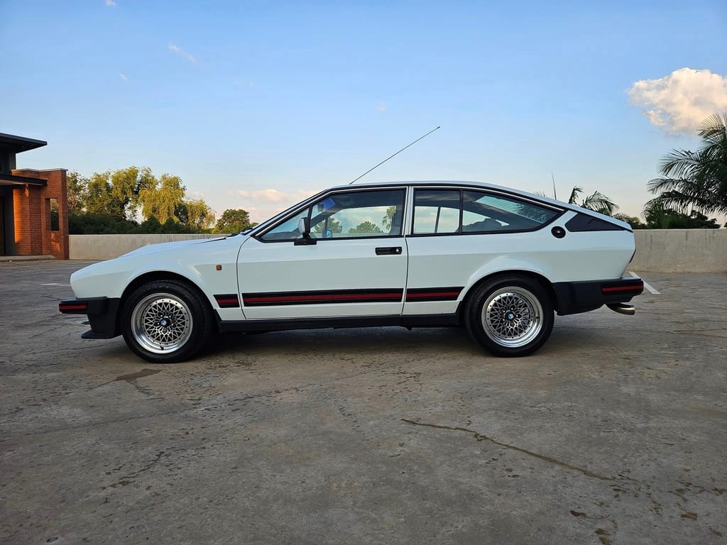 1985 Alfa Romeo GTV6 3.0 FOR SALE SOUTH AFRICA 2